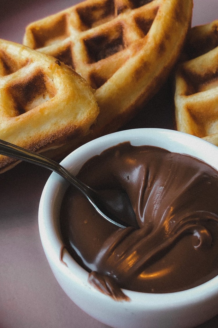 Waffles with Chocolate Sauce Recipe